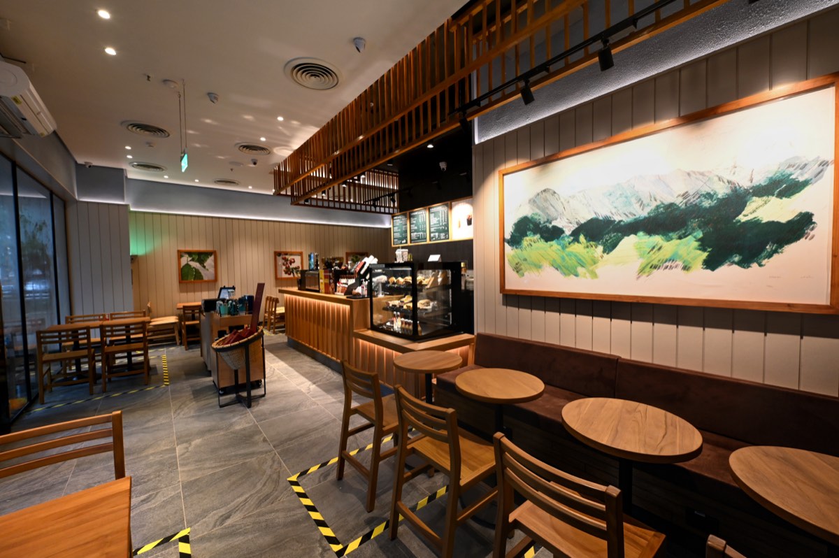 Starbucks Ghatkopar East — image 2
