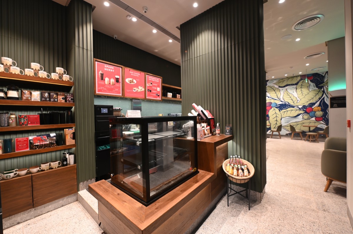 Tata Starbucks – Oshiwara — image 1